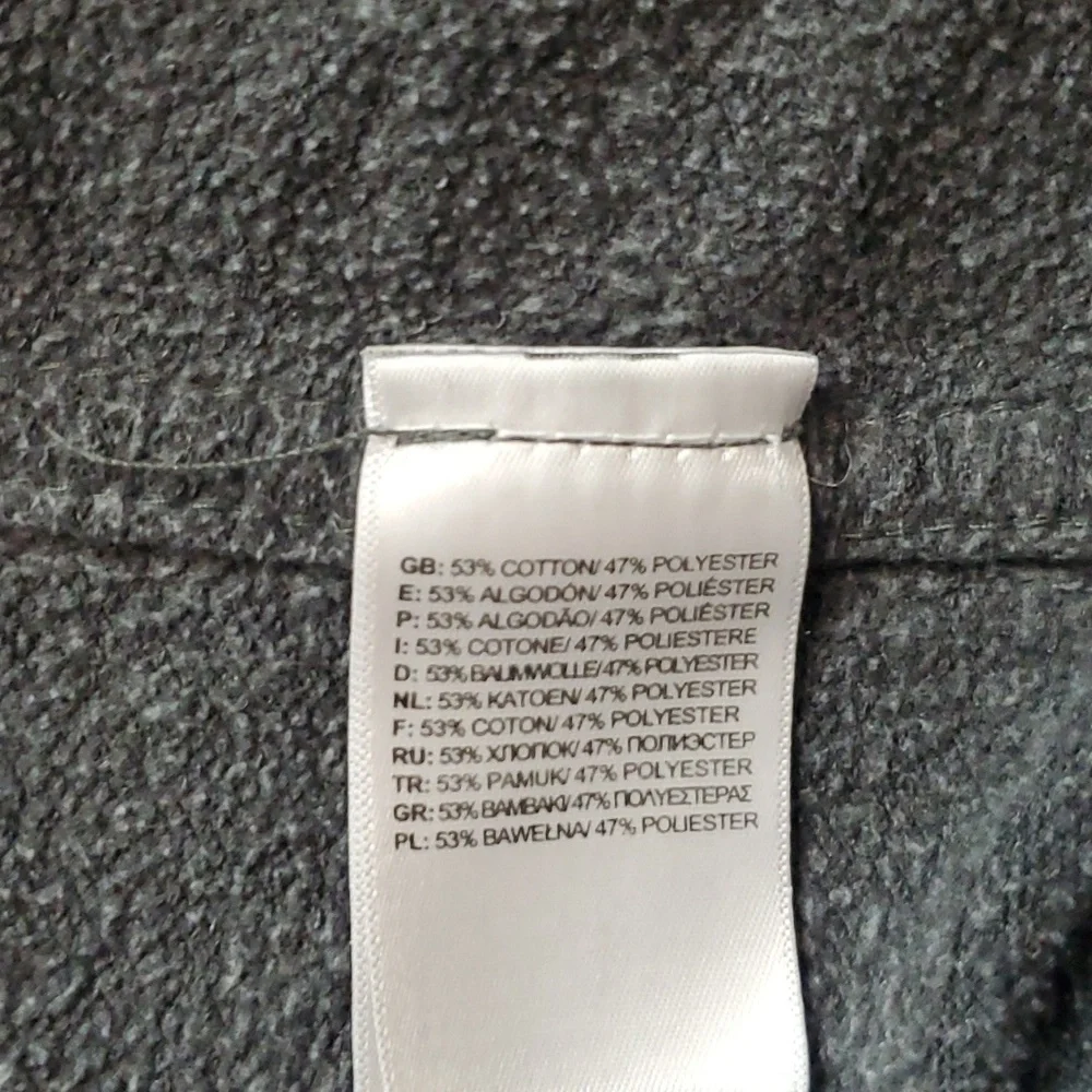 The North Face men’s logo hoodie graphics gray size M